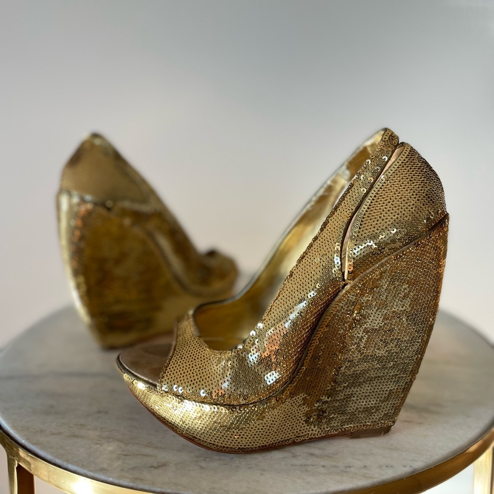 Report Signature Gold Sequin Platform Wedge High Heels, Size 6